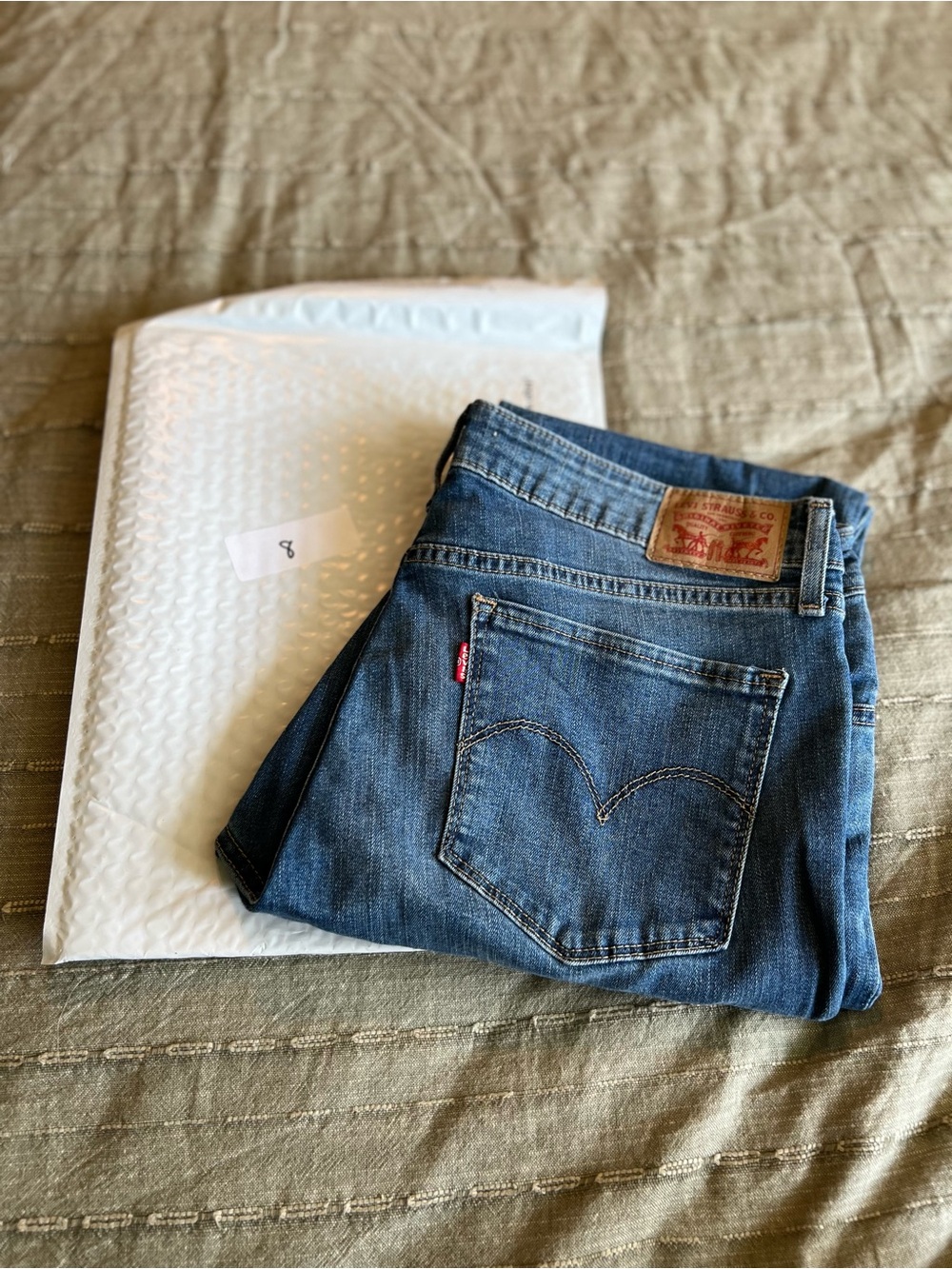 Levi's Women's Straight Leg Jeans - Blue